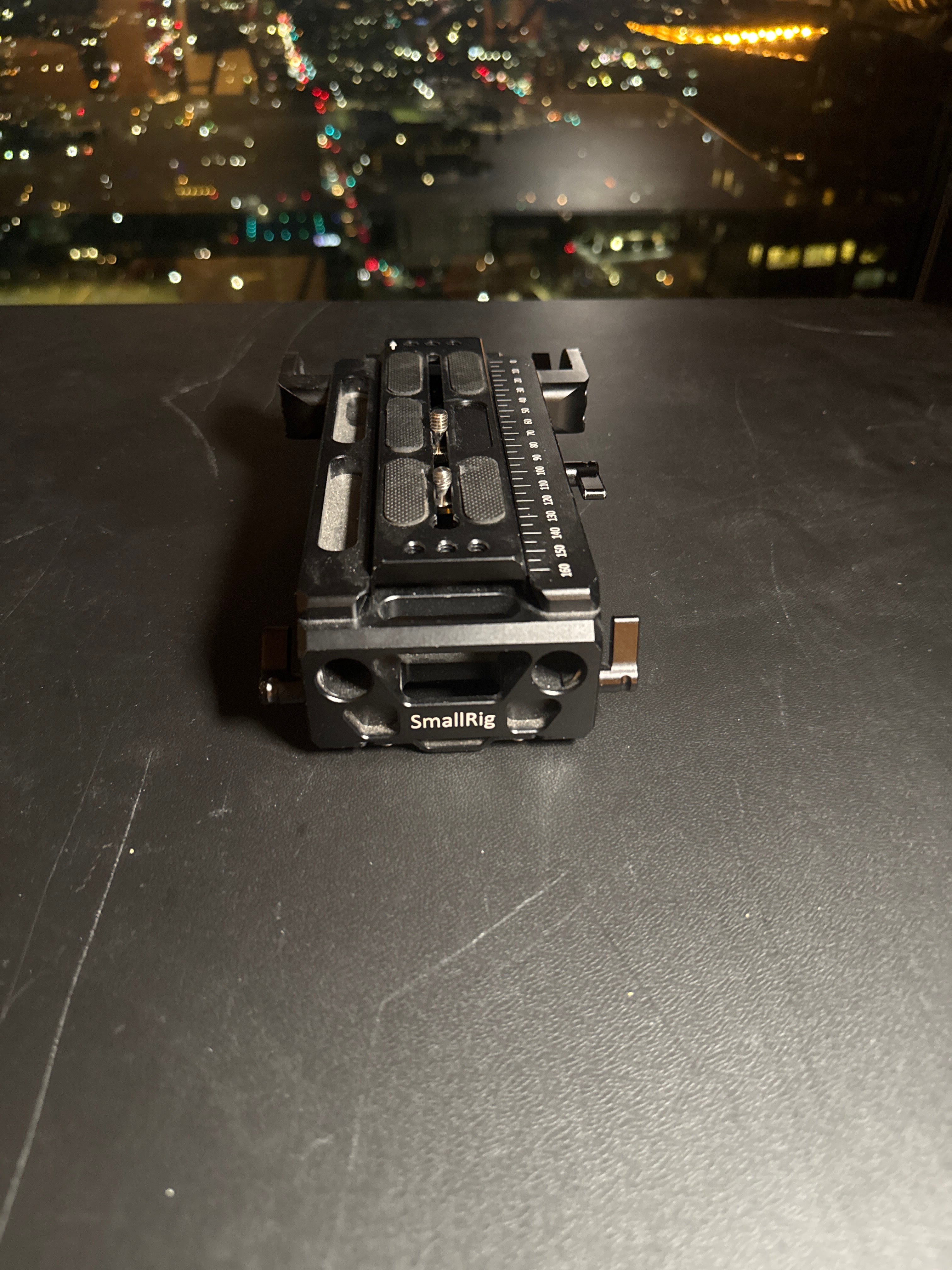 SMALLRIG Quick Release Shoulder Plate for Sony VCT-14 Tripod Adapter with Rosettes