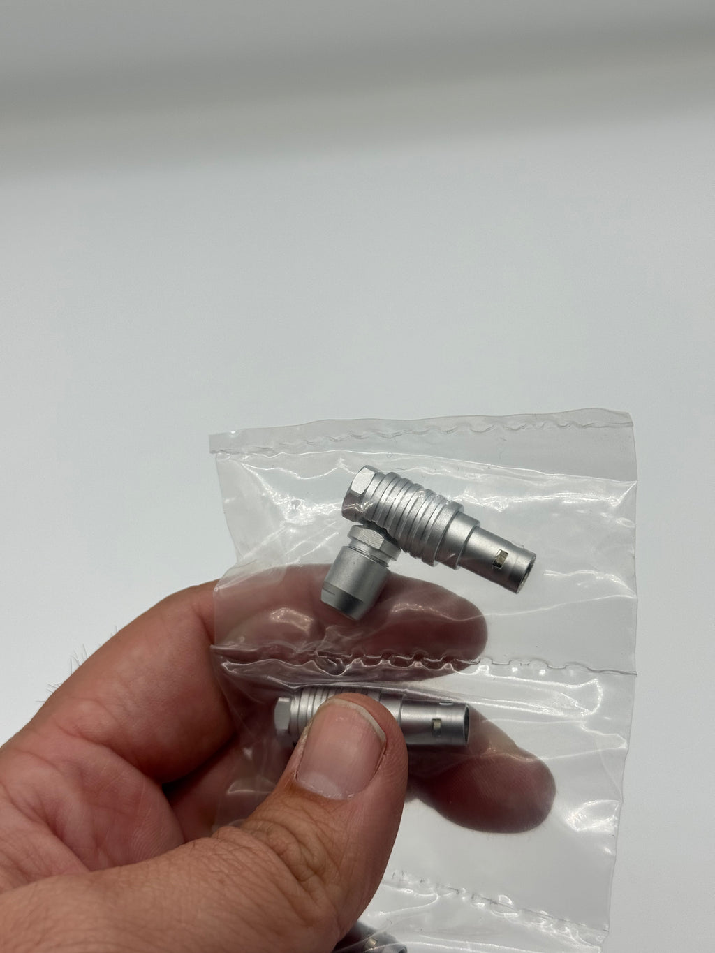 9-Pin EXT RIGHT ANGLE Connectors Compatible with Komodo/Komodo-X/V-Raptor