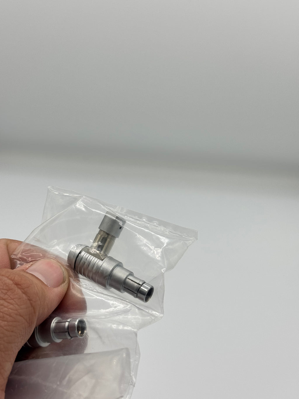 9-Pin EXT RIGHT ANGLE Connectors Compatible with Komodo/Komodo-X/V-Raptor