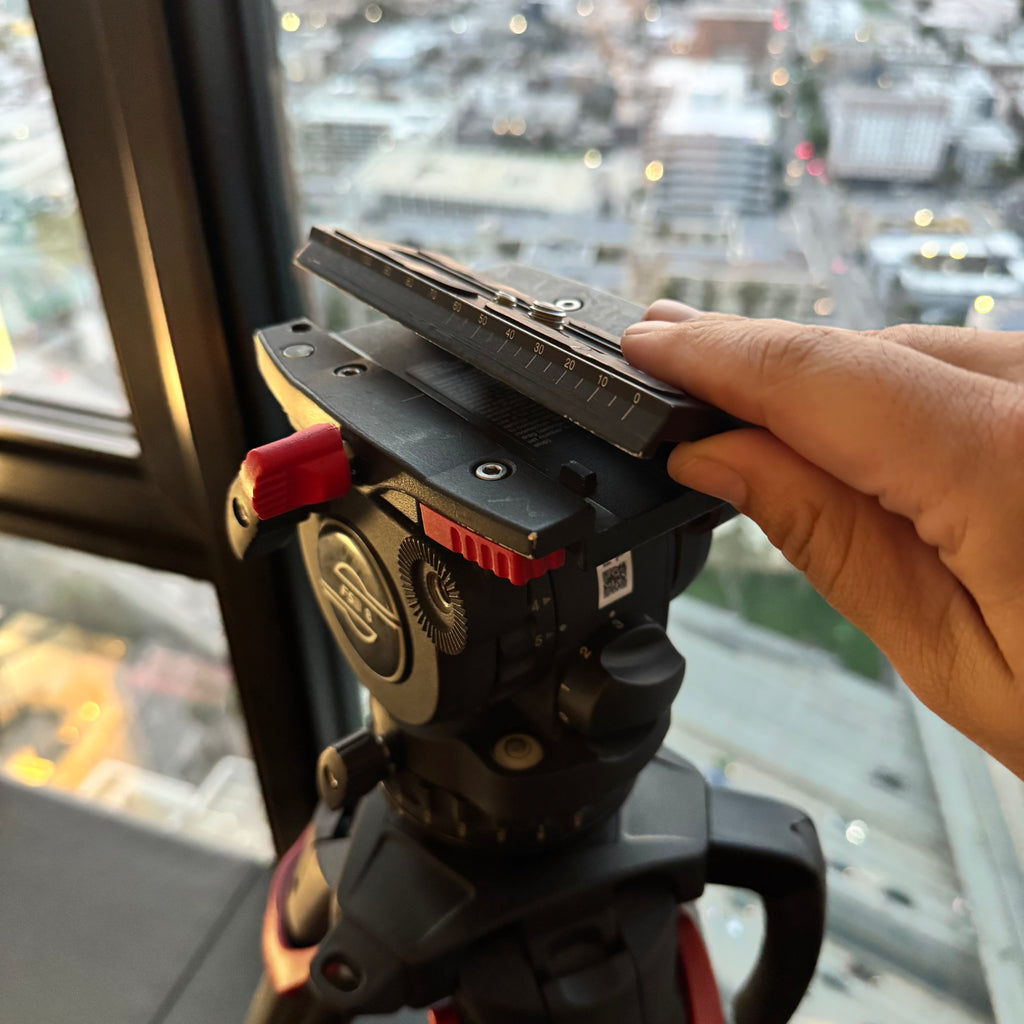 Sachtler FSB 8 MK I w/ Flowtech 75 CF Tripod